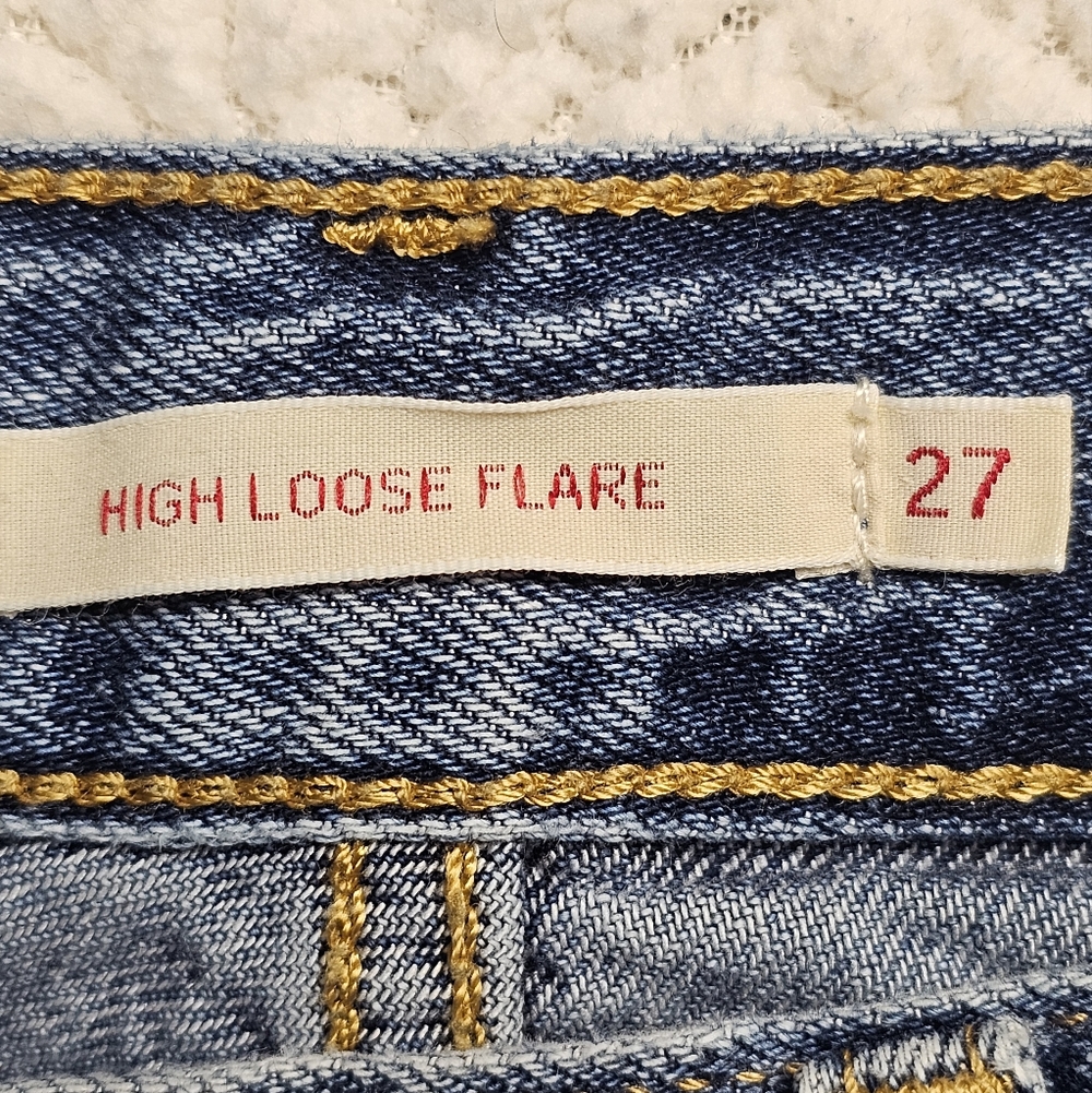 Levi's Premium High Loose Flare Jeans Distressed- Size 27 X 29 - Picture 11 of 12